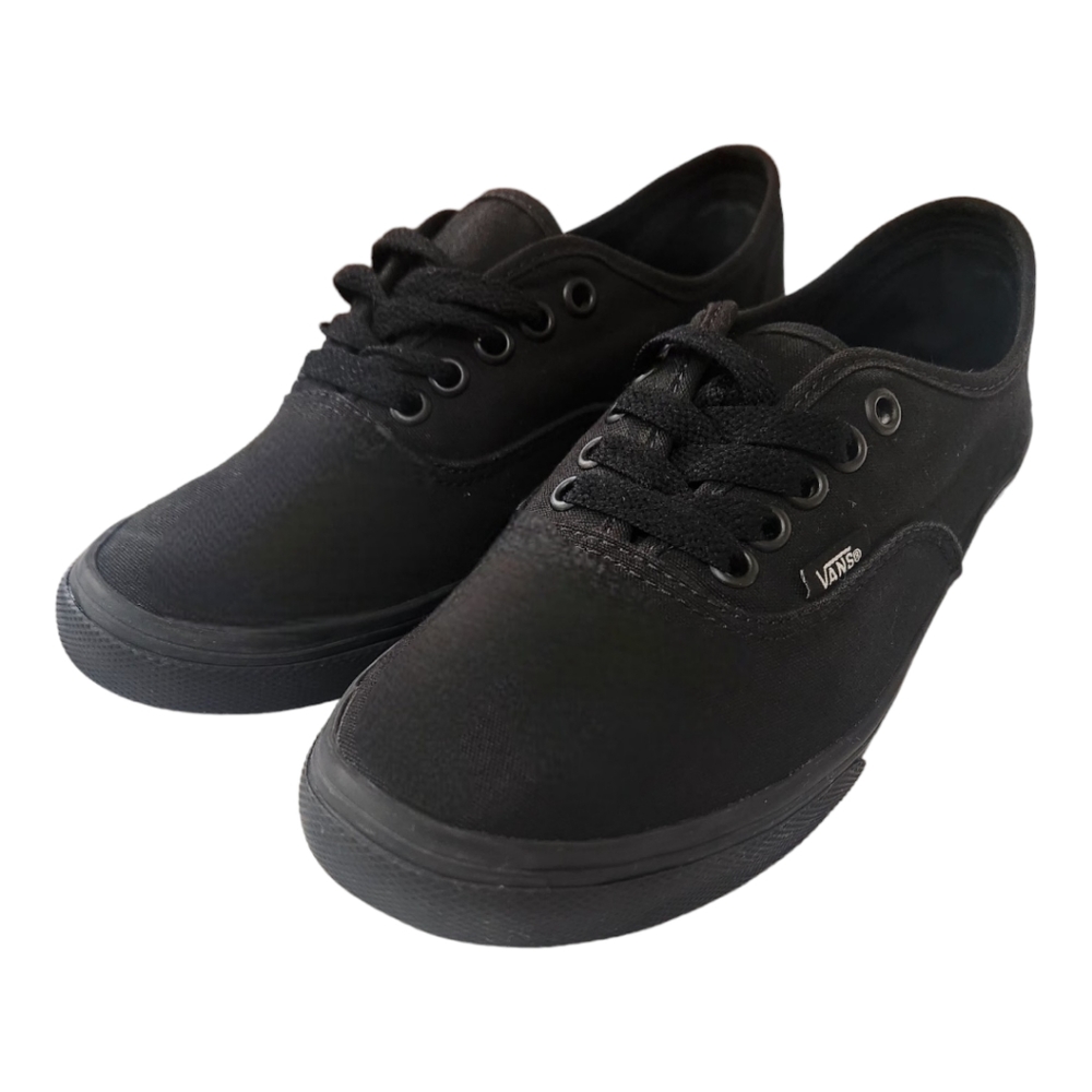 Vans Authentic Shoe in Black, Women's 7.5, Men's 6